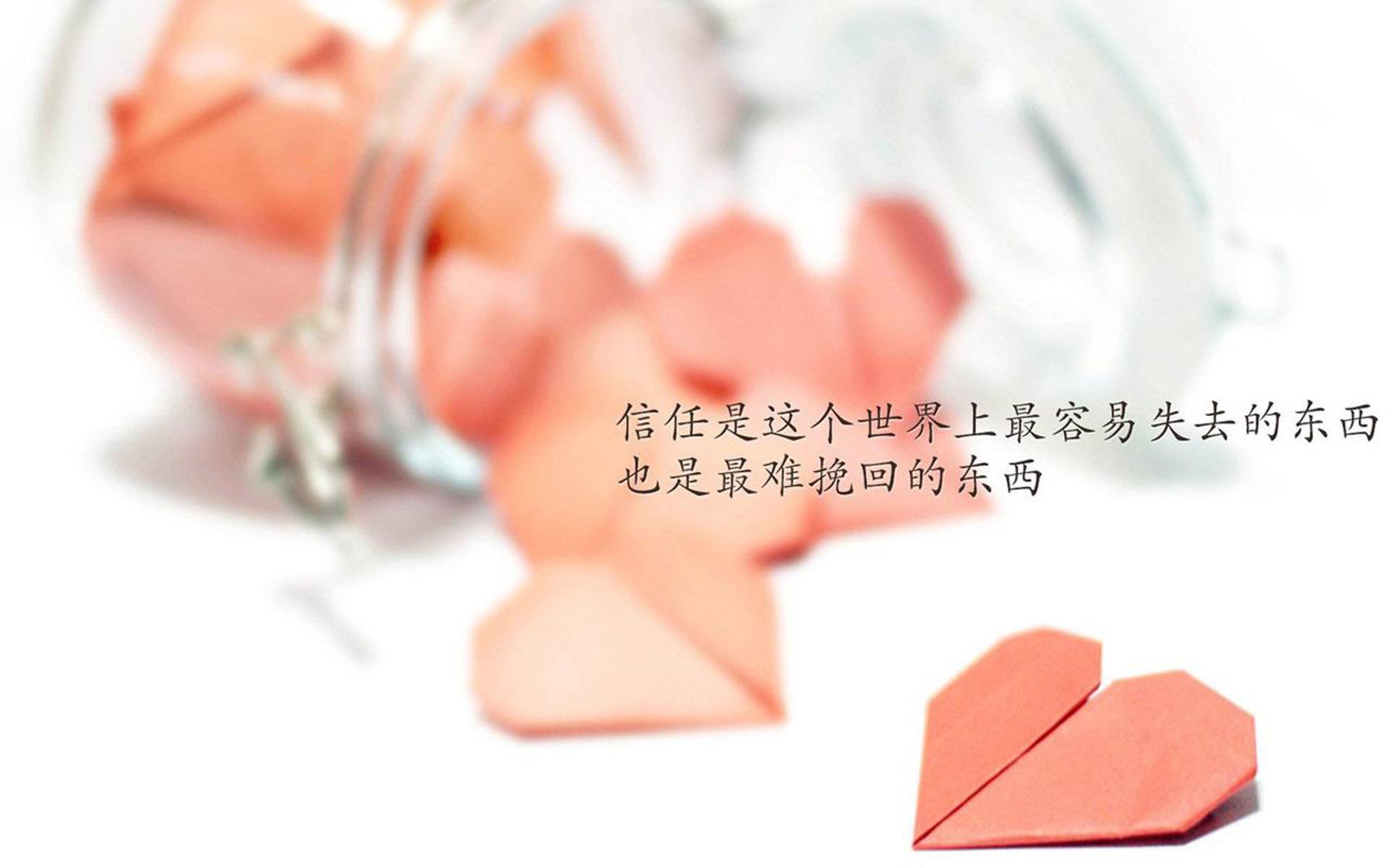 三队联赛排名竞争激烈，三队争夺冠亚季赛程安排