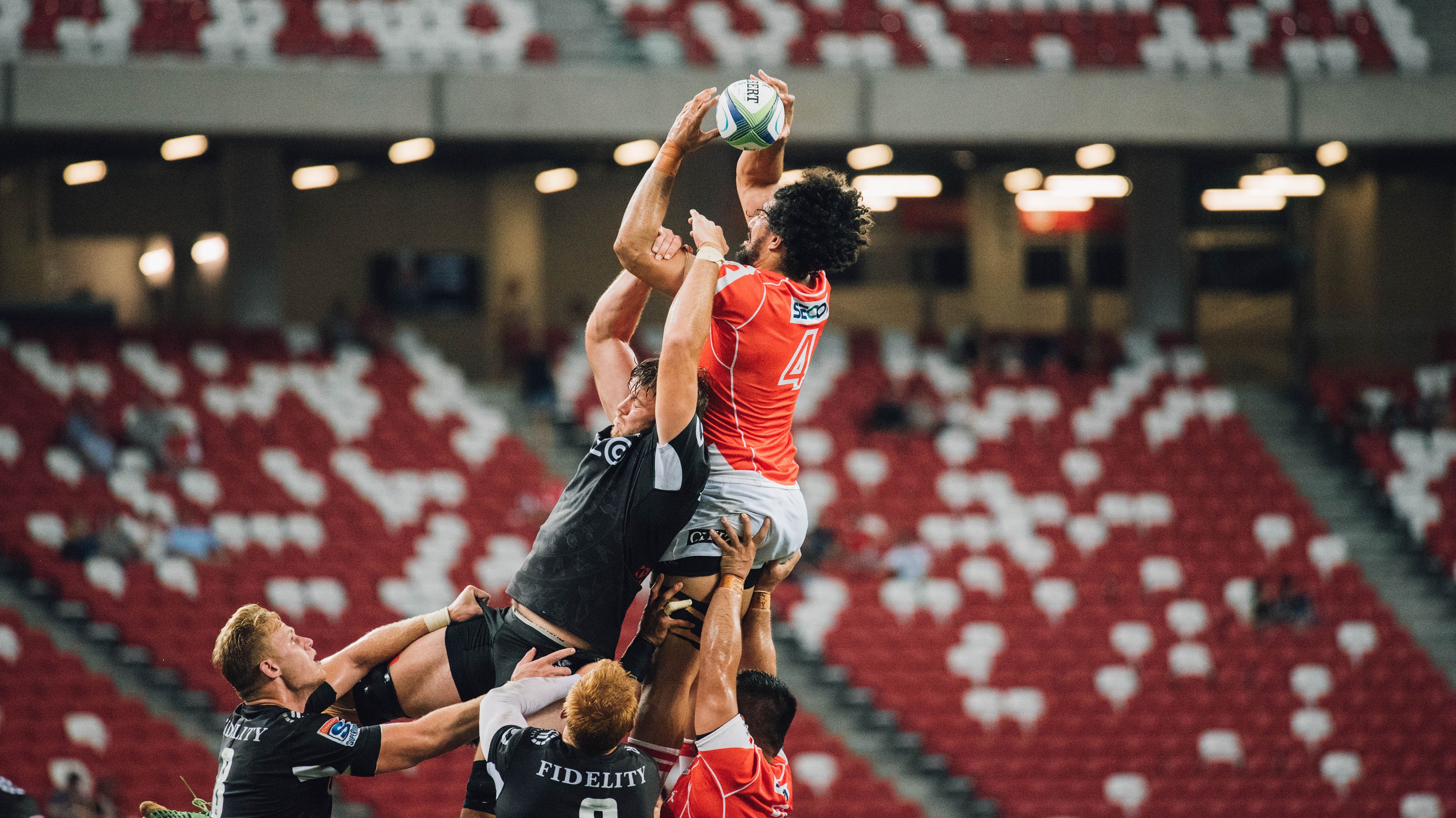 九游体育jiuyousports-_都市超级马拉松：在摩天大楼之间奔跑_，超级马拉松比赛